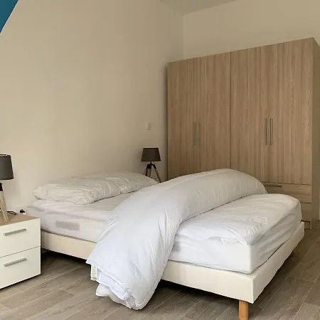 Appartement Elysee Palace H104